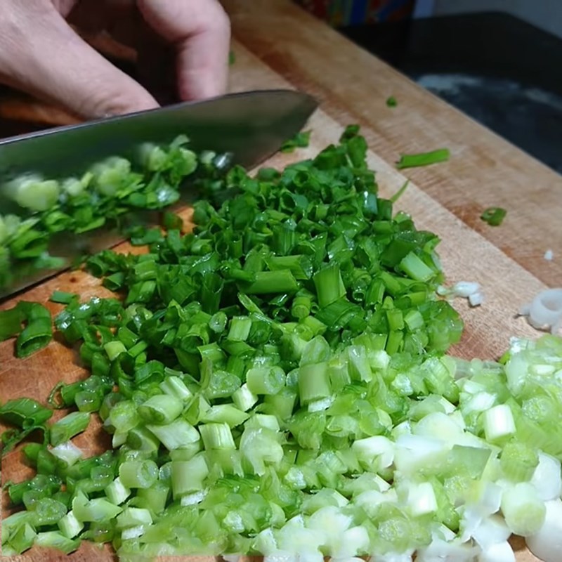 Cách làm trứng cuộn rau củ thơm ngon, bổ dưỡng cho gia đình - Hình 4