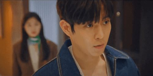 Cảnh bị cắt trong Penthouse 3 tập 1: Seok Hoon thèm khát hôn Rona mà fan lại hiểu nhầm anh chuẩn bị ăn tươi nuốt sống crush - Hình 9