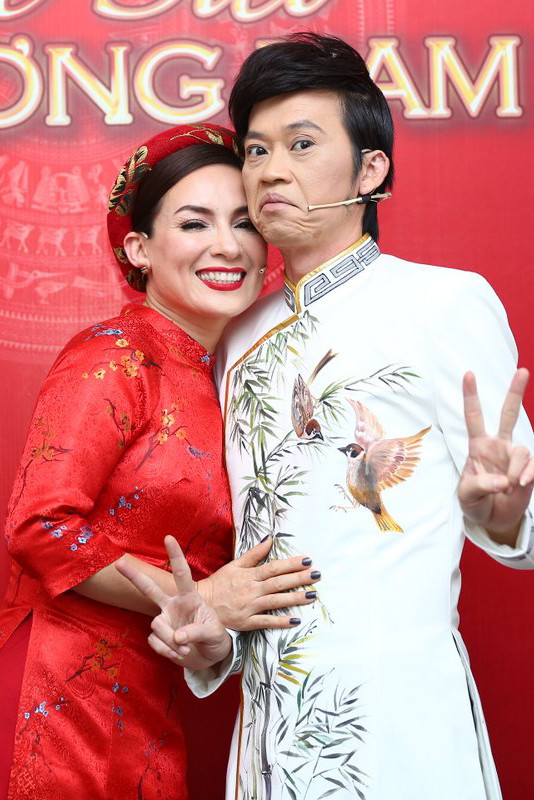 Phi Nhung lên tiếng khi bị bà Phương Hằng gọi tên: Làm rõ 3 tin đồn đang gây xôn xao, nói rõ quan hệ với Hoài Linh - Hình 7