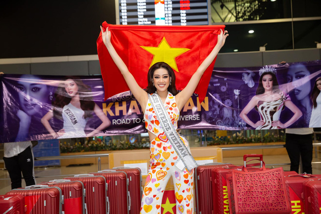 Sau 3 tuần mắc kẹt ở Mỹ vì Covid-19, Khánh Vân đã có thể trở về Việt Nam và đây là thời gian lịch trình cụ thể - Hình 1