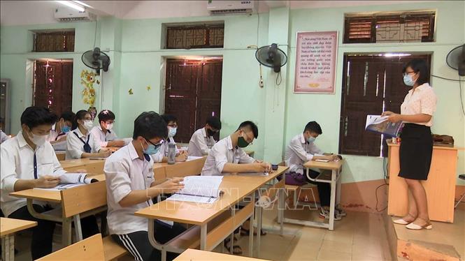 Thi tốt nghiệp THPT 2021: Chỉ tổ chức đợt thi ngày 7-8/7 cho những nơi an toàn - Hình 1