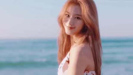 TWICE và EXO cùng tung teaser MV: Bên nữ bùng nổ vibe mùa hè, bên nam huyền bí với 1 từ tiếng Việt xuất hiện - Hình 1