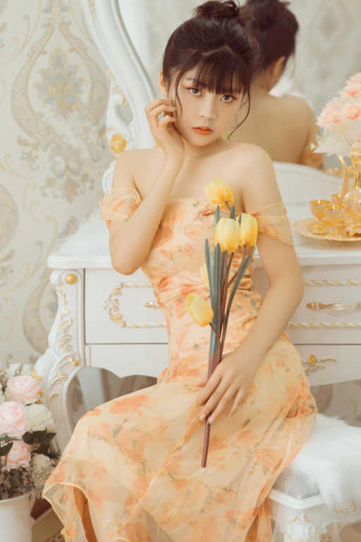 Hotgirl Hải Yến hóa thành cô bé bán đào gây sốt cộng đồng mạng - Hình 2
