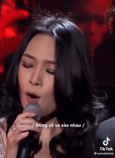 Mỹ Tâm miệng thì hát Đừng cố va vào nhau... nhưng người lại cứ như cố va vào Hà Anh Tuấn ấy nhỉ? - Hình 2