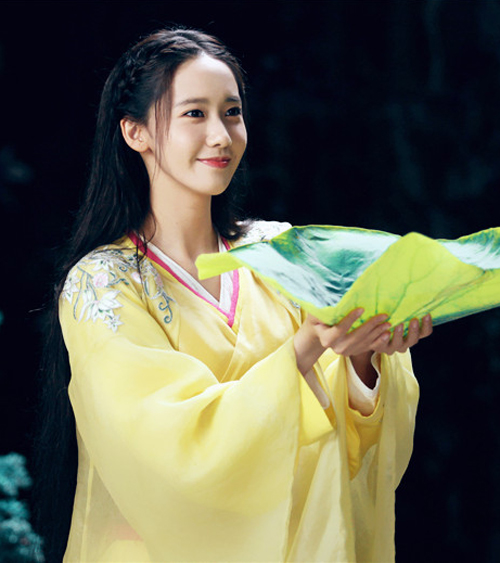 Người khác dễ bị dìm, riêng Yoona (SNSD) đẹp lộng lẫy như công chúa nhờ 1 điểm này: Bùng nổ visual nhất trên thảm đỏ Busan - Hình 14