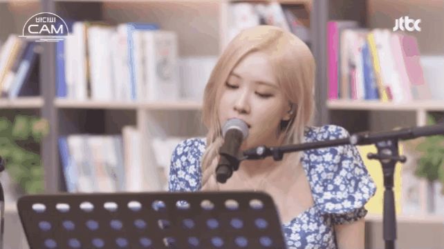 Knet tấm tắc khen giọng hát của Rosé (BLACKPINK) khi cover ca khúc của John Mayer, đến chính chủ bản gốc cũng công nhận! - Hình 1