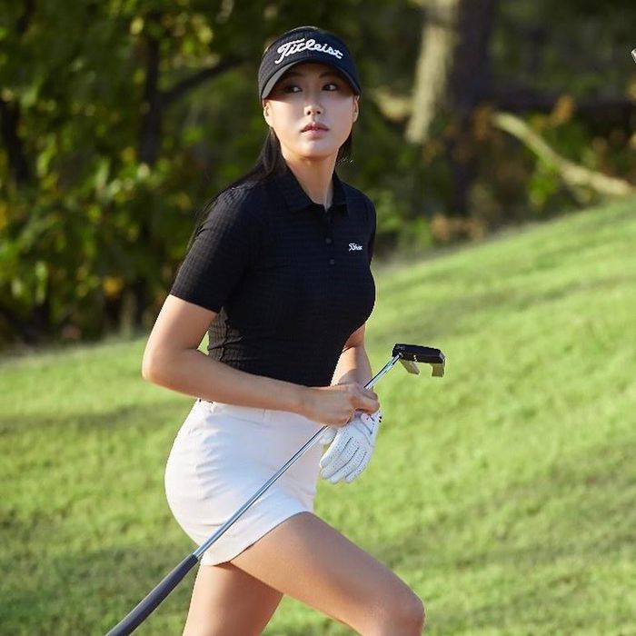 Nữ golf thủ Hàn Quốc bị nhầm là người mẫu - Hình 1