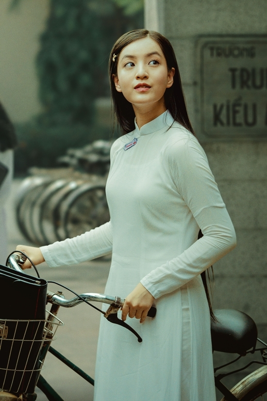 Nguyễn Lâm Thảo Tâm: Hot girl IELTS 8.5, cô Hồng si tình trong Mắt Biếc tái xuất màn ảnh - Hình 1
