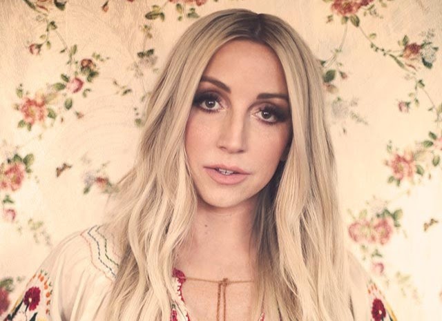 Ashley Monroe - Ngôi sao nhạc đồng quê mắc ung thư máu hiếm gặp - Hình 1