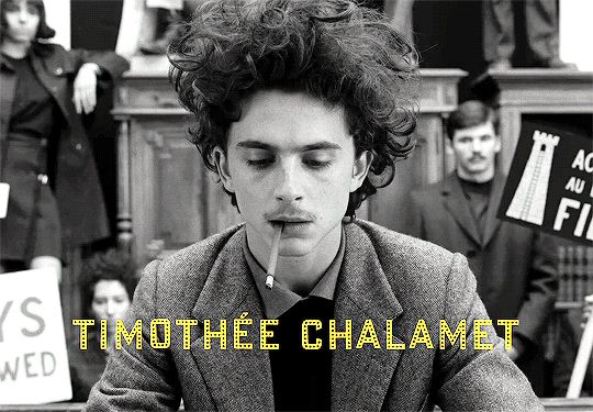 Bé đào Timothée Chalamet bẽn lẽn khỏ.a thâ.n trong phim mới, ngại ngùng bên bạn diễn hơn mình 38 tuổ.i - Hình 5