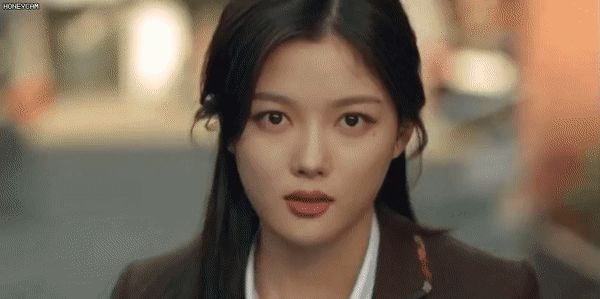 Loạt kỹ xảo giả trân nhìn phát ngán ở phim Hàn: Kim Yoo Jung - Cha Eun Woo biết bay từ bao giờ vậy? - Hình 3