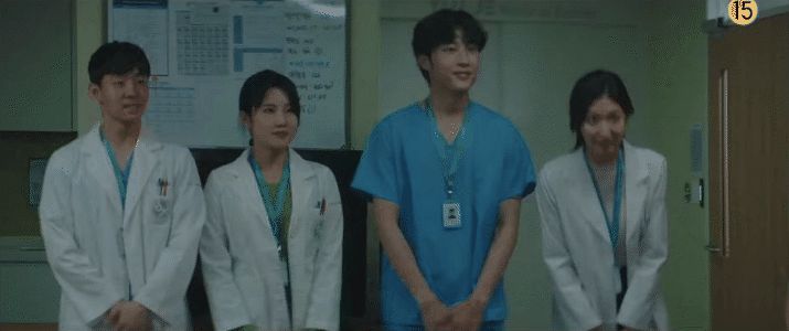 Preview Hospital Playlist 2 tập 6: Hội F5 nhớ lại ngày thực tập, Song Hwa úp mở quá khứ đen tối còn Jun Wan vẫn trầm uất vì tình yêu - Hình 1