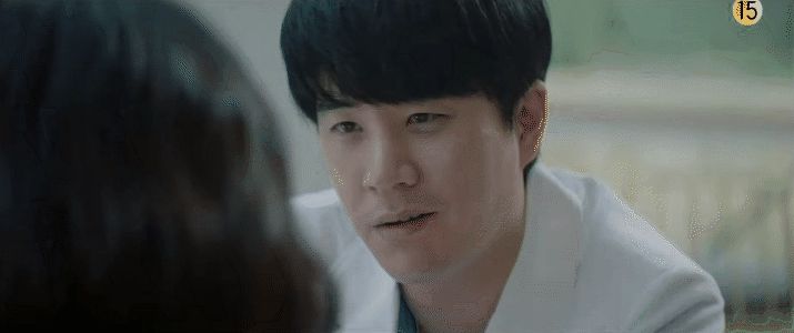 Preview Hospital Playlist 2 tập 6: Hội F5 nhớ lại ngày thực tập, Song Hwa úp mở quá khứ đen tối còn Jun Wan vẫn trầm uất vì tình yêu - Hình 3