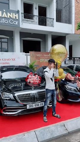 Nam thanh niên 20 tuổ.i ra đời với 2 bàn tay trắng tổ chức lễ nhận xe Mercedes tiề.n tỷ sau khi gia nhập hội tài chính 4.0 - Hình 3