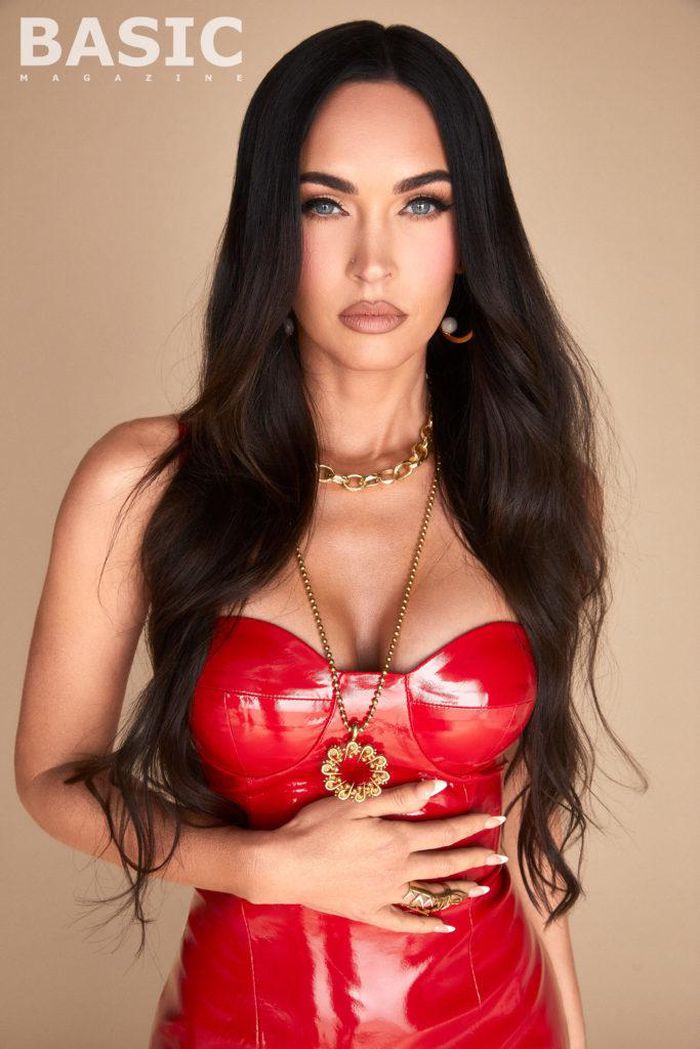 Tự Học Online ‘bom Sex Megan Fox Diện đồ Táo Bạo Khoe đường Cong Nóng