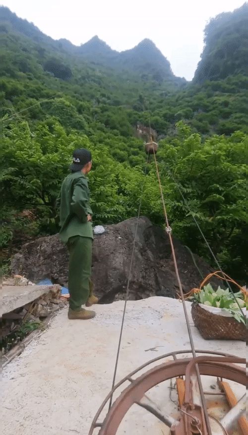 Bất ngờ trước cách sang chảnh nông dân Chi Lăng dùng để vận chuyển na núi đá, nhìn tận mắt từng quả càng choáng hơn - Hình 2