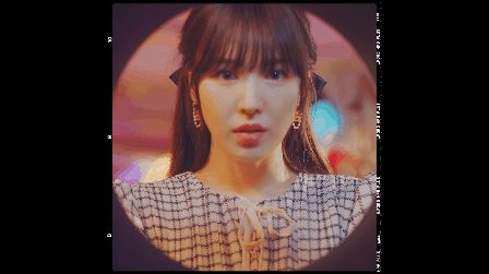 Wendy (Red Velvet) gây náo loạn với màn biến hoá từ tiểu thư thành rocker trong tích tắc, fan đồng loạt nhận chồng - Hình 1