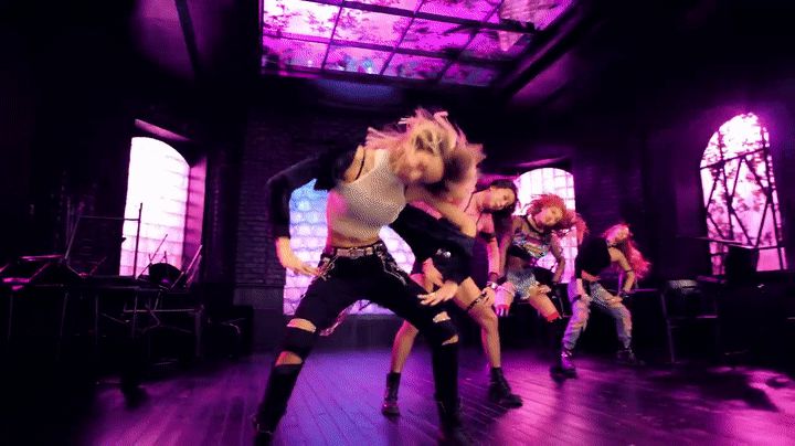 Kpop mấy năm qua không có cửa với 2016: BLACKPINK debut, BTS có 2 hit để đời, TWICE ra lò ca khúc quốc dân - Hình 8