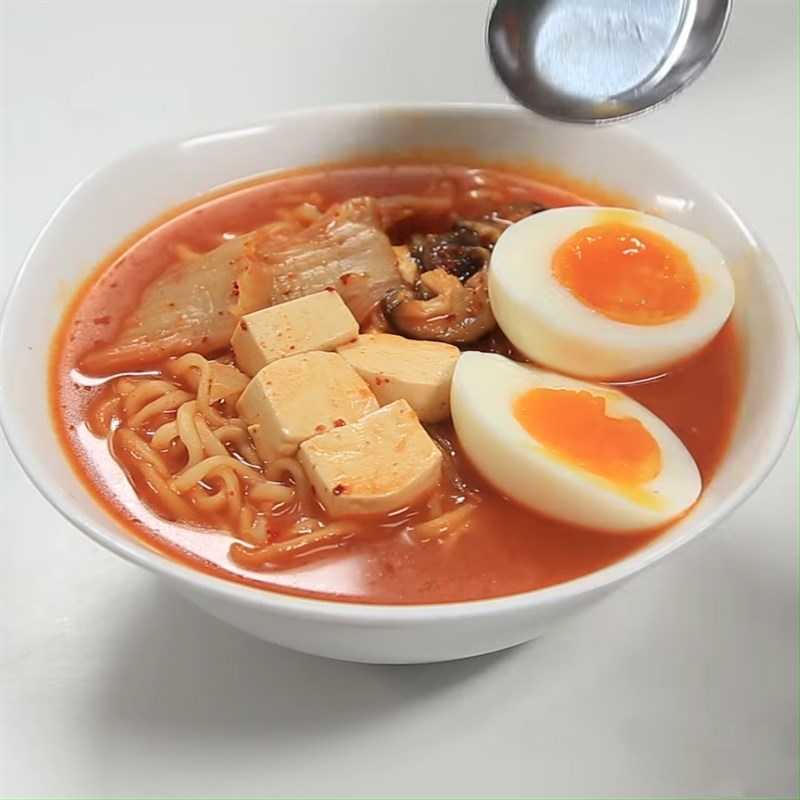 2 cách làm mì miso ramen và mì ramen kim chi thơm ngon chuẩn vị - Hình 31