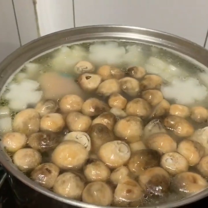 2 cách nấu nui giò heo và nui xương heo đậm đà cực ngon dễ làm - Hình 30