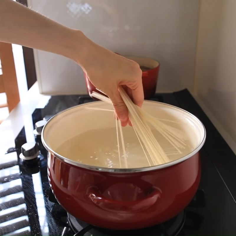 3 cách nấu mì gà thơm ngon đơn giản dễ làm cho bữa sáng đủ chất - Hình 13