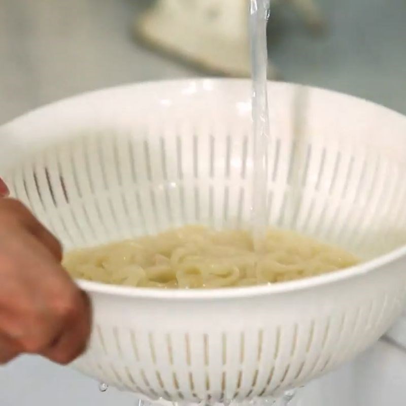 3 cách nấu mì gà thơm ngon đơn giản dễ làm cho bữa sáng đủ chất - Hình 47