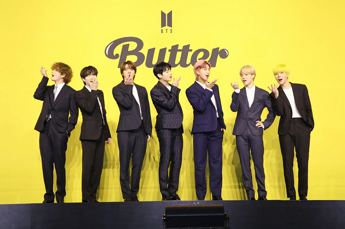 BTS dẫn đầu 6 tuần liền, Bad Habits của Ed Sheeran ra mắt trong Top 5 BXH Billboard Hot 100 - Hình 1