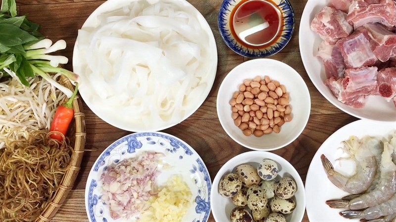 Cách nấu mì quảng sườn non siêu hấp dẫn chuẩn siêu đơn giản tại nhà - Hình 1