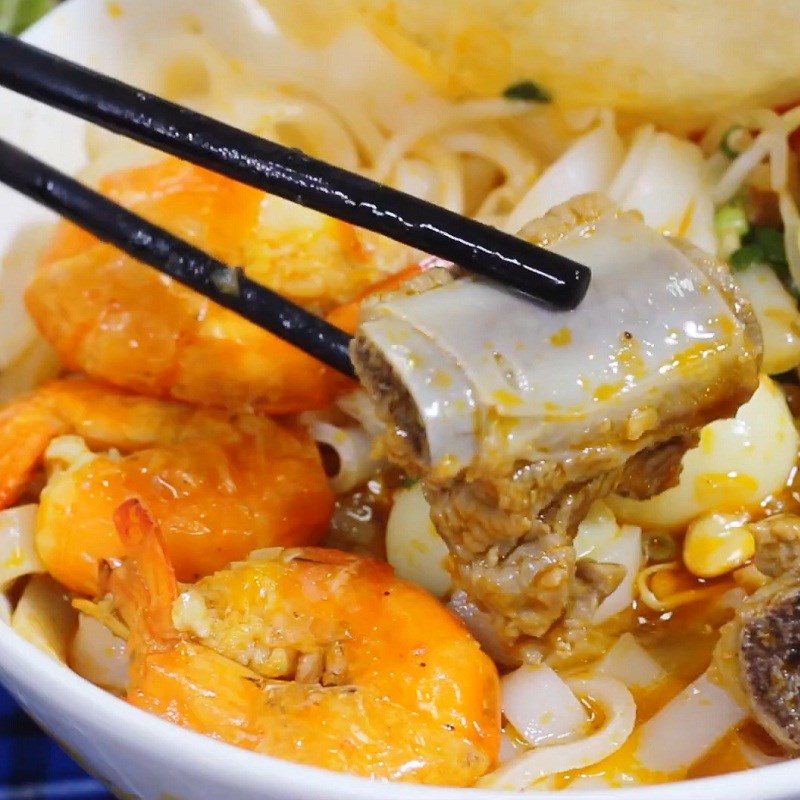 Cách nấu mì quảng sườn non siêu hấp dẫn chuẩn siêu đơn giản tại nhà - Hình 15