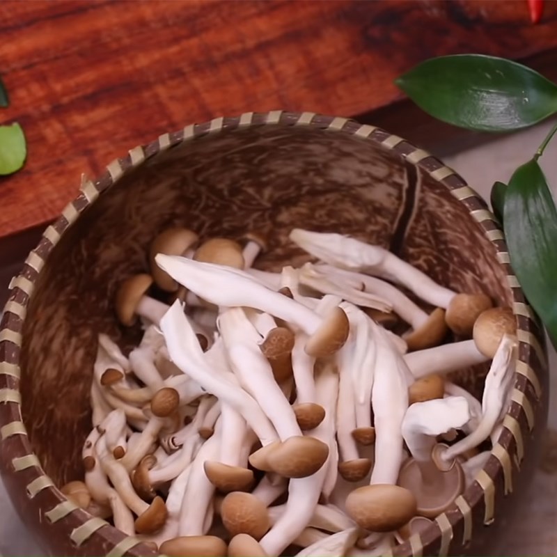 Cách nấu súp gà cốt dừa kiểu Thái - Tom Kha Gai béo ngậy chuẩn vị Thái - Hình 4