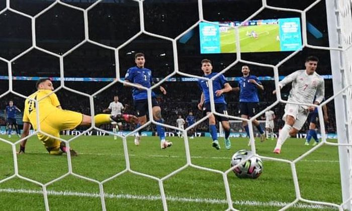 Cận cảnh Italy đánh bại Tây Ban Nha, thẳng tiến chung kết EURO 2020 - Hình 12