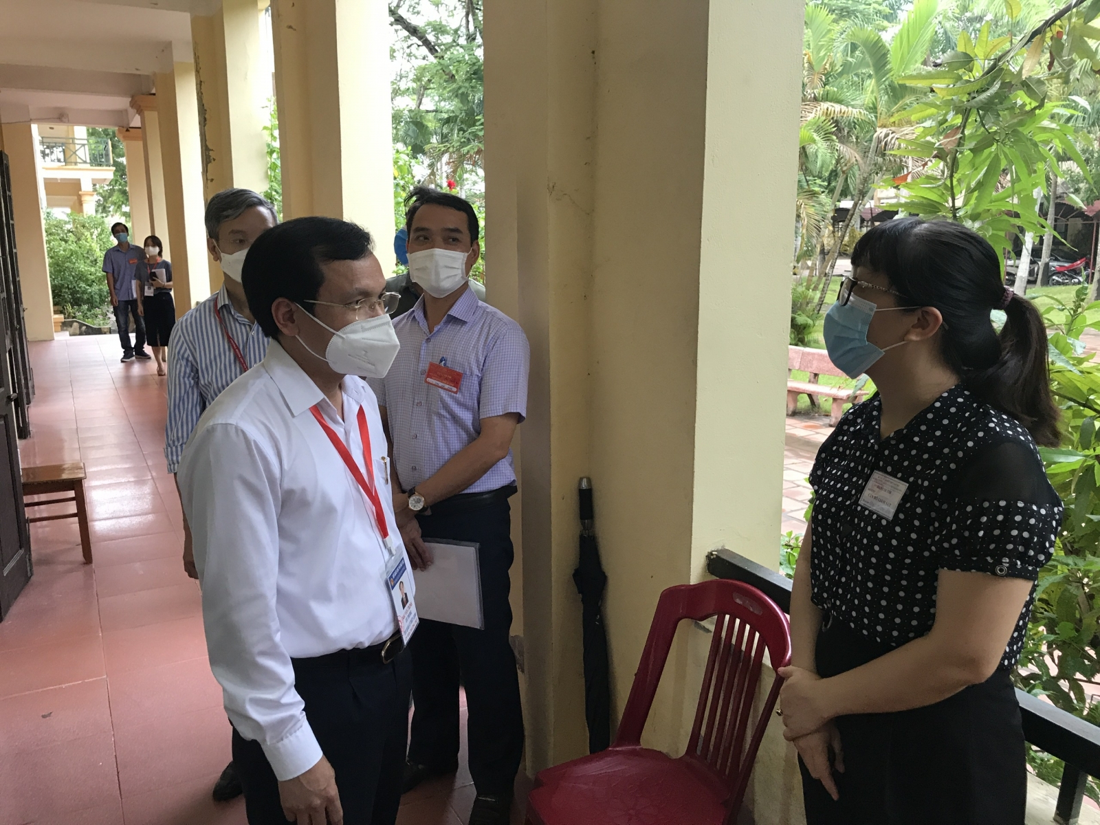 Cục trưởng Mai Văn Trinh kiểm tra công tác thi tại Ninh Bình - Hình 3