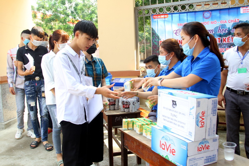 Hà Giang dồn sức tổ chức an toàn Kỳ thi tốt nghiệp THPT - Hình 2