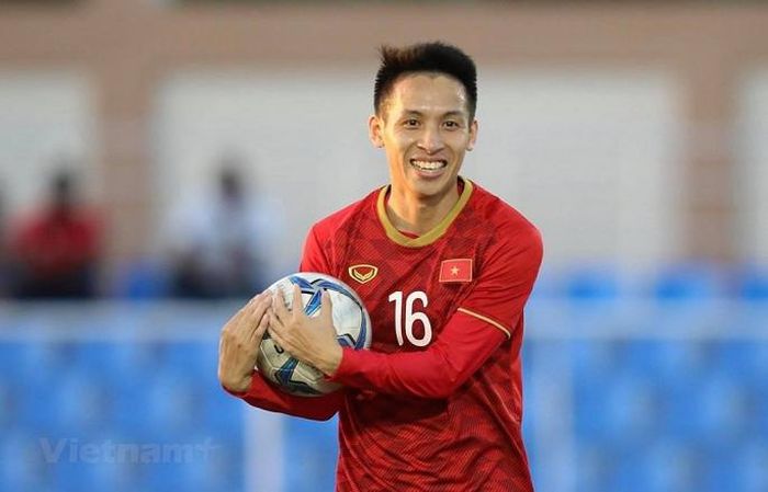 Hùng Dũng chạy đua với thời gian để tham dự vòng loại thứ 3 WC 2022 - Hình 1