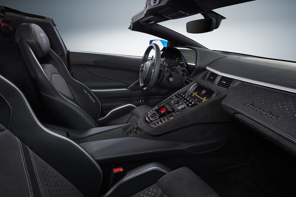 Lamborghini Aventador kết thúc vòng đời bằng phiên bản LP780-4 Ultimae - Hình 8