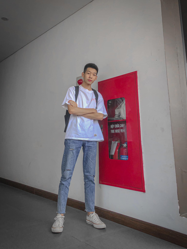 Nam sinh từng được CSGT đưa đi thi trổ tài đoán trúng tủ đề Văn, trấn an thí sinh bằng câu nói dí dỏm - Hình 6