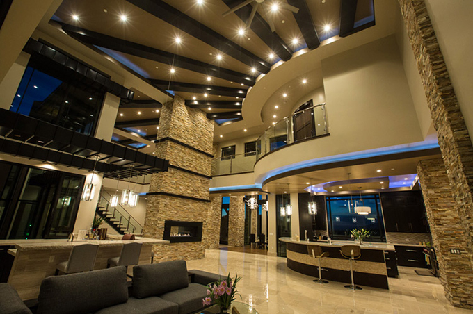 Nhật Tinh Anh thăm biệt thự 4.000 m2 của Đan Trường - Hình 7