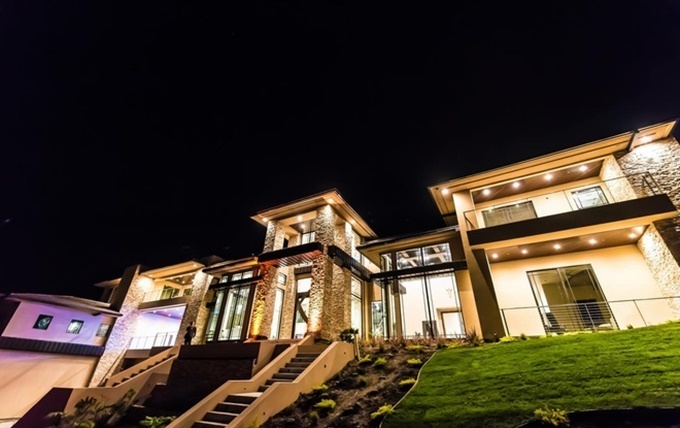 Nhật Tinh Anh thăm biệt thự 4.000 m2 của Đan Trường - Hình 10