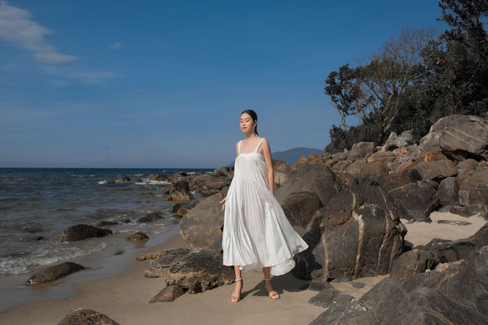 NTK Adrian Anh Tuấn trở lại với BST Daydreamer phần 2 - Hình 2