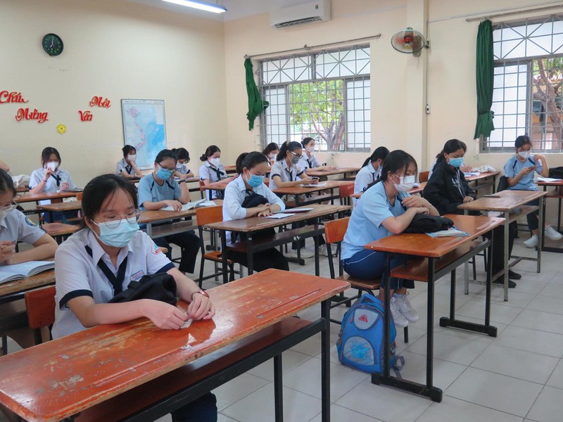 Tâm trạng trái ngược của thí sinh trước giờ thi môn toán - Hình 2