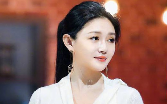 Từ Hy Viên - Uông Tiểu Phi gương vỡ lại lành sau phốt ly hôn chấn động - Hình 1