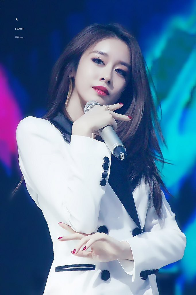 Jiyeon mãi đi tìm hào quang sau 12 năm lăn lộn trong showbiz - Hình 1