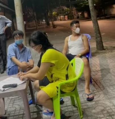 Ra đường không lý do còn thách thức công an nhiêu đây 50 triệu là cùng - Hình 1