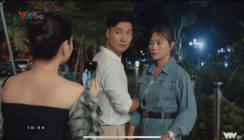 Preview tập 12 Hương Vị Tình Thân 2: Nga hồn nhiên quay clip hăm dọa Long - Nam, lấy tư cách gì vậy chị ơi? - Hình 4