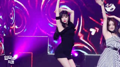 Soojin rời (G)I-DLE, điều netizen tiếc nuối nhất là danh hiệu bà hoàng fancam Gen 4 với loạt fancam sexy ngộp thở - Hình 7