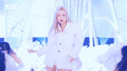 Soojin rời (G)I-DLE, điều netizen tiếc nuối nhất là danh hiệu bà hoàng fancam Gen 4 với loạt fancam sexy ngộp thở - Hình 13