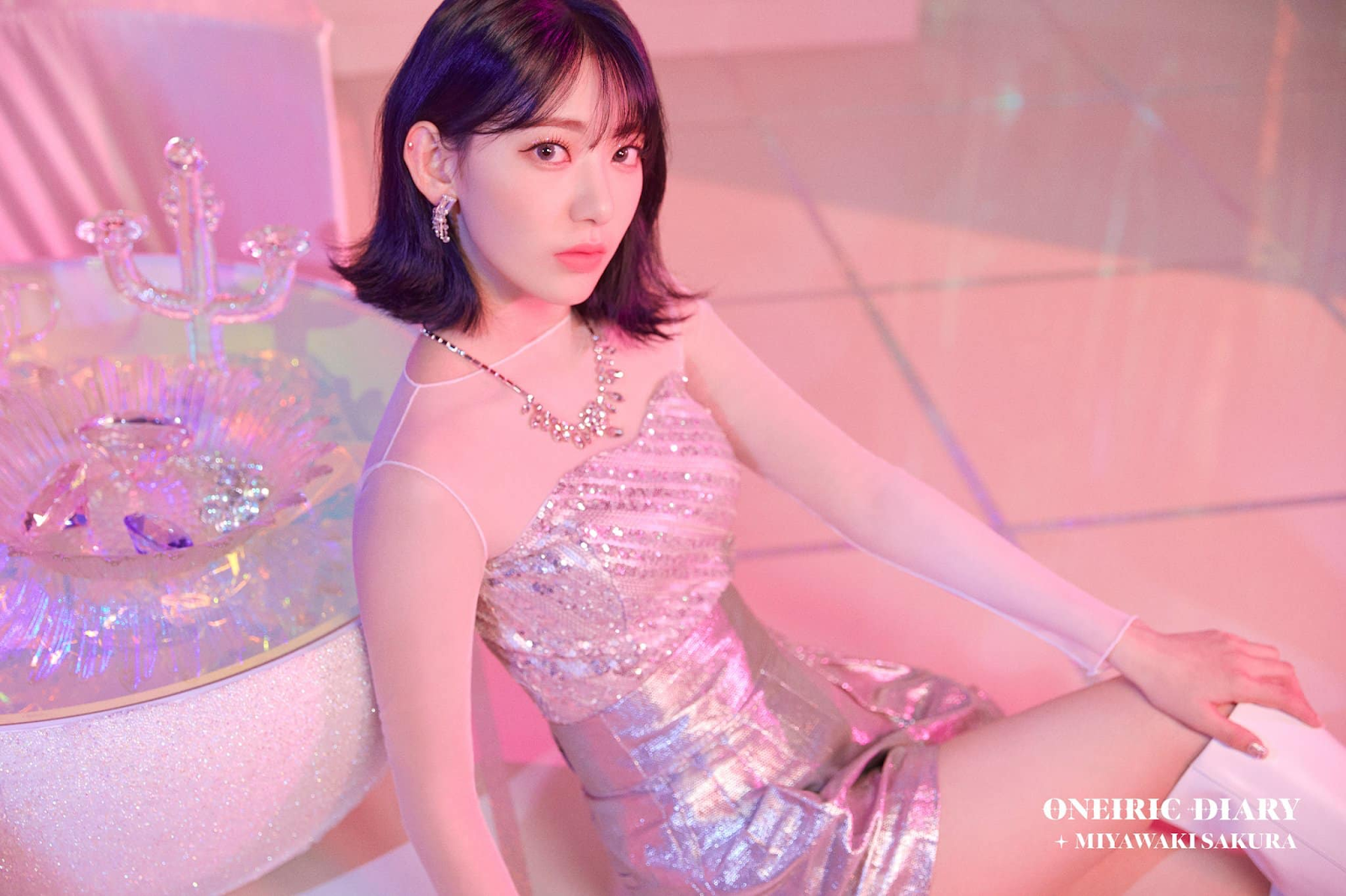 Sakura ra mắt lần ba cùng nhóm nhạc nữ mới của HYBE, Knet đồng loạt đưa ý kiến trái chiều - Hình 3