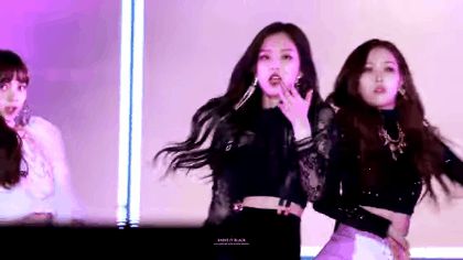 Jennie (BLACKPINK) ngại ngùng thừa nhận đã xem fancam chính mình, Knet gật gù: Nếu là cô ấy tôi cũng sẽ xem mỗi ngày! - Hình 3