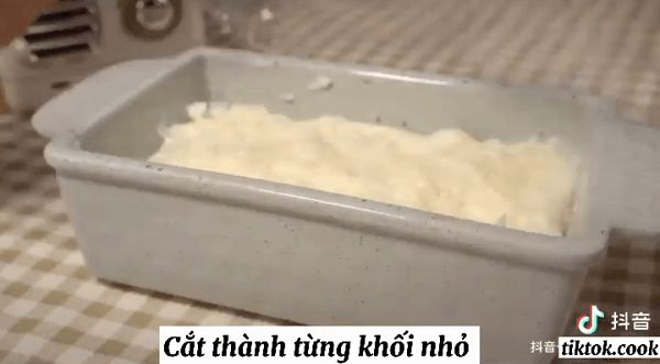 Cuối tuần thêm ngọt ngào với món sữa dừa viên tan chảy, béo ngậy - Hình 3