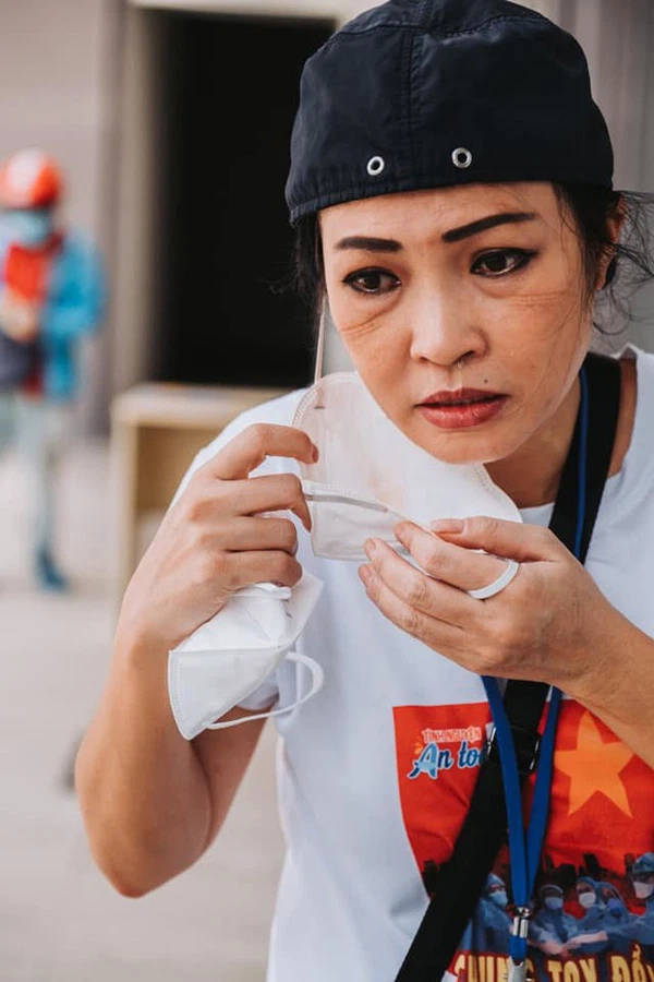 Phương Thanh đáp trả tin đồn mẹ ruột và con gái qua đời nhưng giấu nhẹm - Hình 4